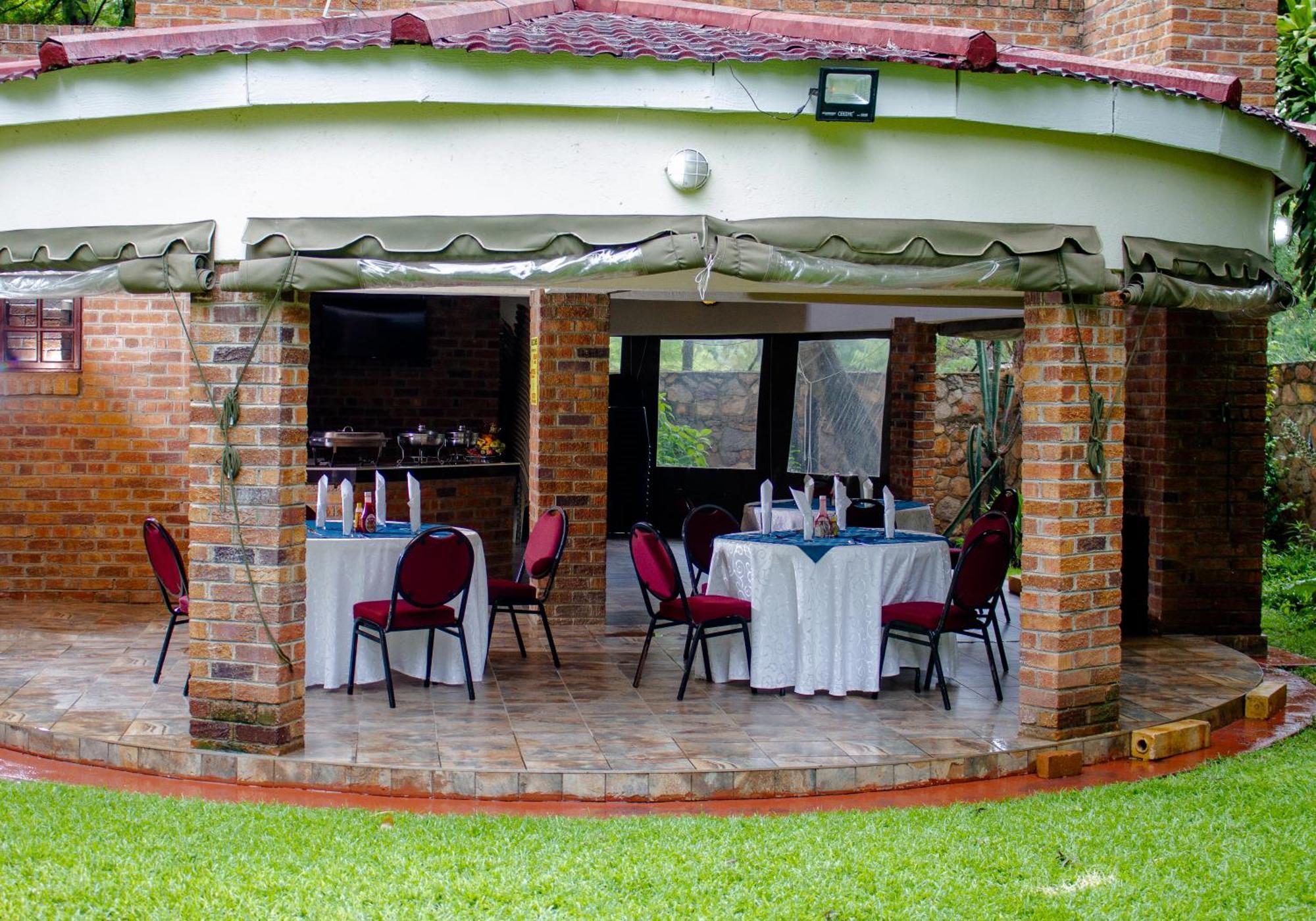 Matilinda Lodge Bulawayo Exterior foto